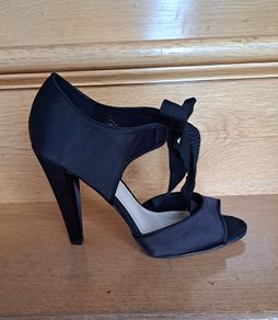 Black Carvela shoe (Kurt Geiger)