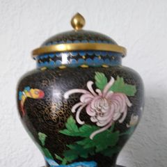 Chinese cloisonne jar