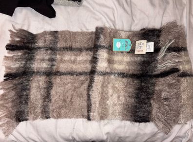avoca scarf