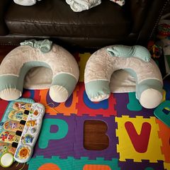 Twin baby chairs (portable & inflatable)