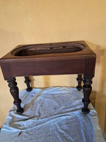 Old bady bath with no bath