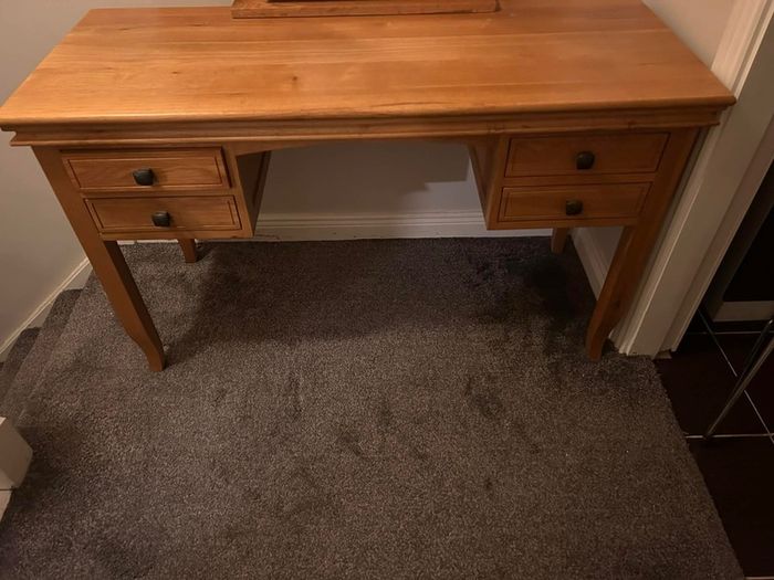 Dressing Table - Like New (Micheal Furniture)