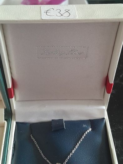 ladies silver chain and pendant