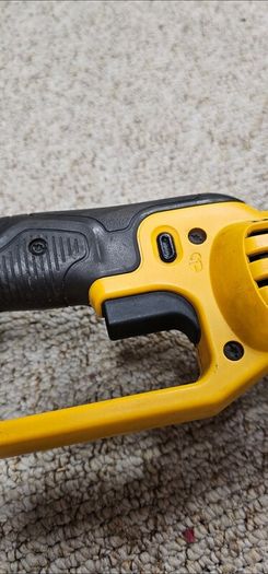 Dewalt 18v angle grinder.