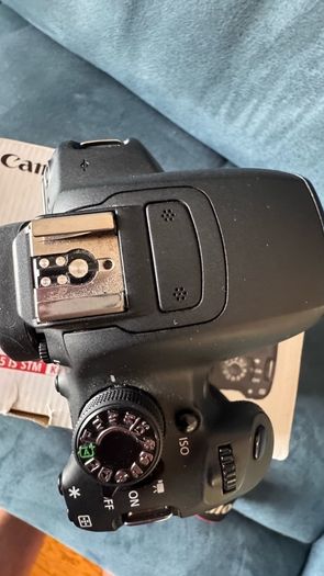 Canon EOS 700d