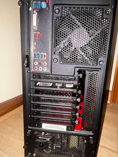 Budget Gaming PC + 23" DELL Monitor