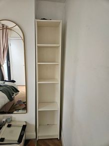Free Shelving Unit