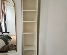 Free Shelving Unit