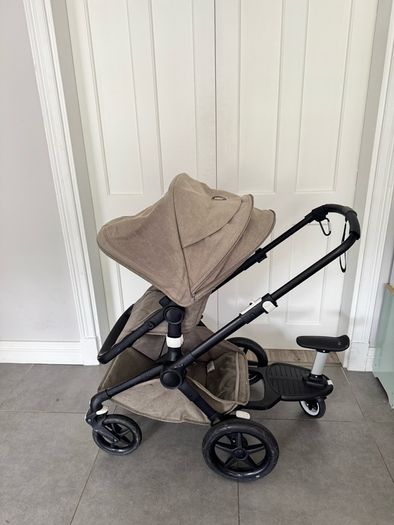 Bugaboo fox 2 complete with bassinet, footmuff and toddler seat