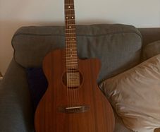 Martin Semi Acoustic - Road-Series Special