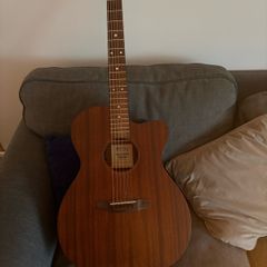 Martin Semi Acoustic - Road-Series Special