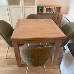 Dining Table with 4 chairs