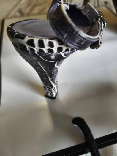 van Dal slingback heels