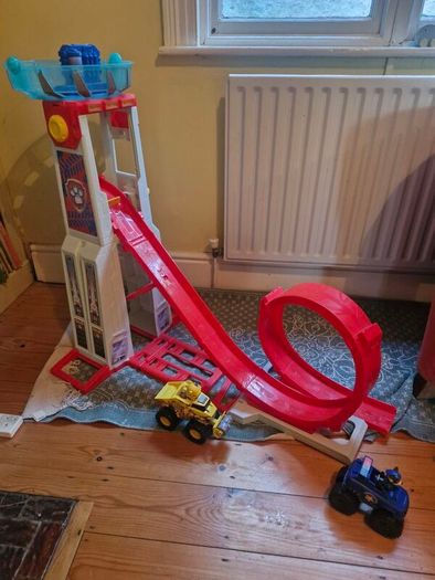 Paw Patrol Tower and cars