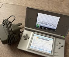 Nintendo Ds lite