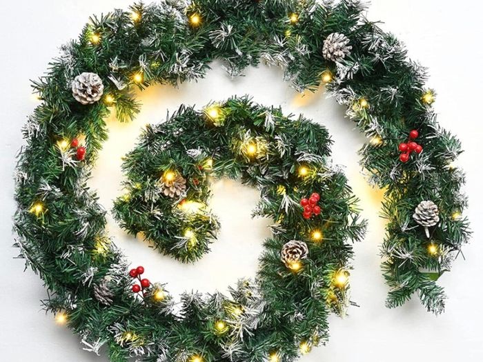 Christmas Garland 27m High Quality With Lights 9ft Artificial Wreath