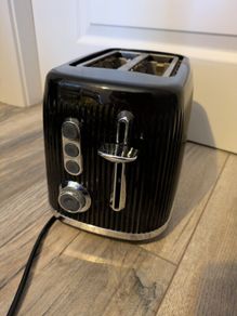 Breville 2 slice toaster black