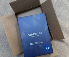 Crypto Hardware Wallet  SafePal X1