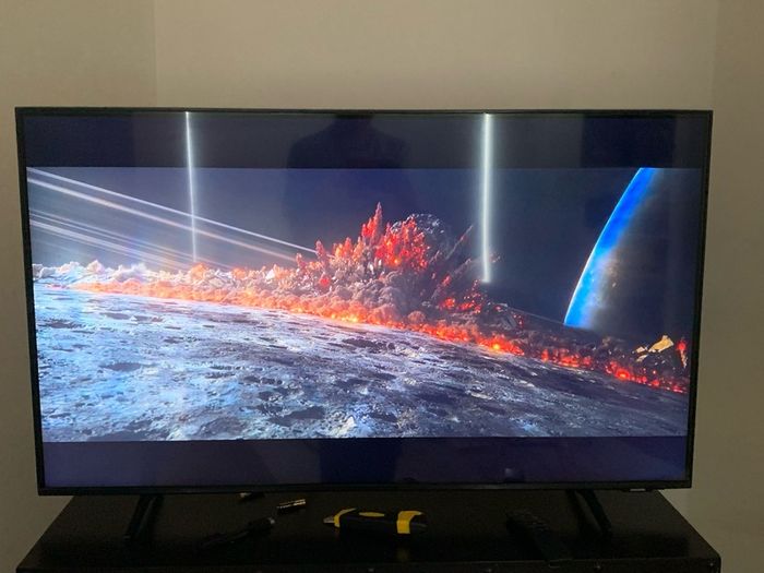 43' Samsung TV
