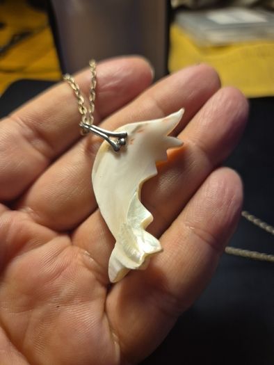 1960s Vintage Mother of Pearl Carved Necklace