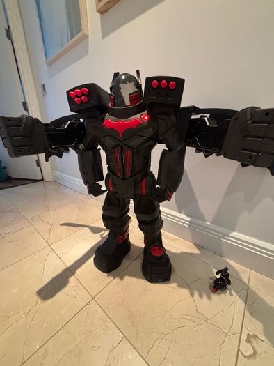 Fisher-Price Imaginext DC Super Friends Batbot Xtreme