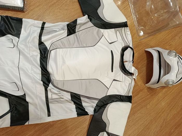 Halloween costume for men