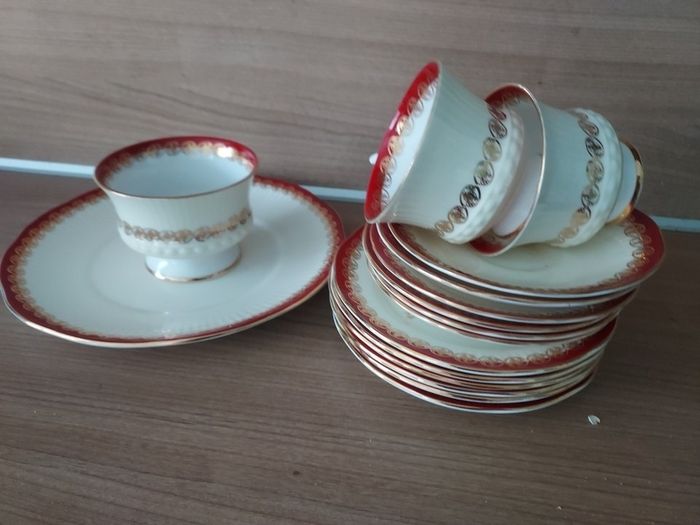 Mayfair Elizabethan China Replacements 16 Piece