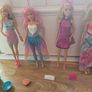 Barbies & accessories Image 9