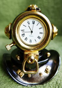 Vintage Brass Black Nautical Diver Helmet Clock -Helmet Quartz Clock