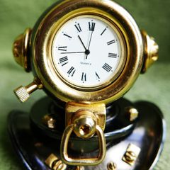 Vintage Brass Black Nautical Diver Helmet Clock -Helmet Quartz Clock