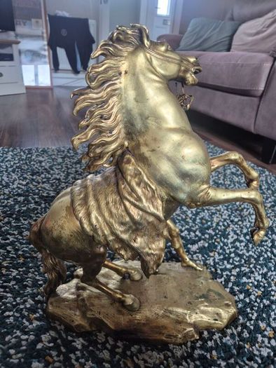 brass horse