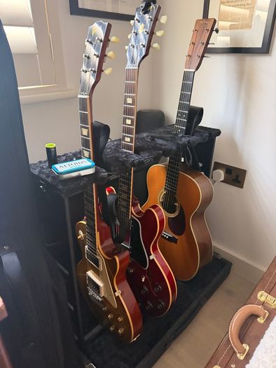 Gator 4 Guitar Stand / Rack