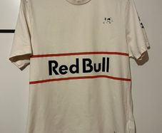 Free Genuine Castore Red Bull Racing TShirt Size L