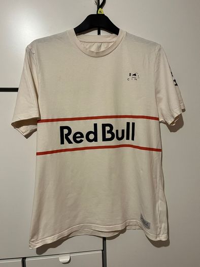 Free Genuine Castore Red Bull Racing TShirt Size L