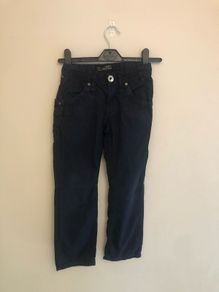 Navy jeans (age 5-6)