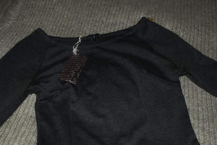 New dress size S
