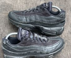 Nike Airmax 95"Triple black "-SizeUK7.5