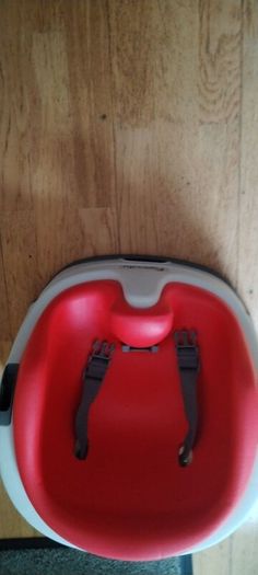 Kids toys and baby seats clear out