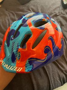 The Specialized Toddler Helmet Size:44-52cm