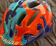 The Specialized Toddler Helmet Size:44-52cm