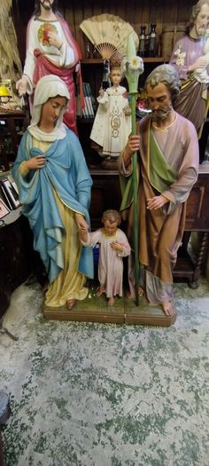 Holy Family Statue Group