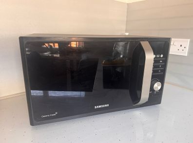 Samsung microwave oven MS23K3515AS