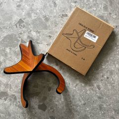 Ukulele Stand
