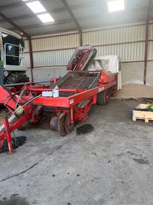 Kverneland Potato Harvester 2200