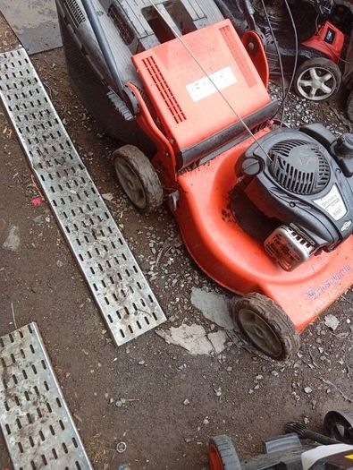 husqvarna lawnmower