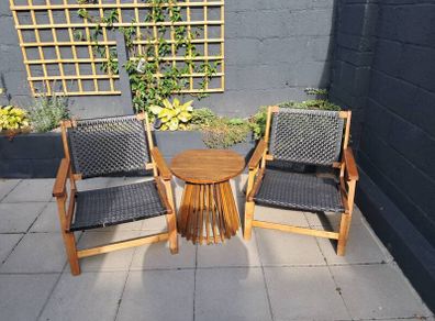 outdoor bistro table and 2 chairs