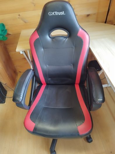 Gaming chair
