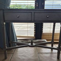 console table