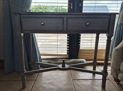console table