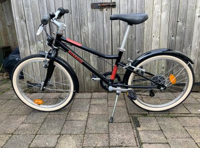 B'Twin / Decathlon Riverside 500 Kids' 20" Hybrid Bike.